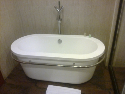 Bath Tub 10