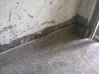 Granite skirting